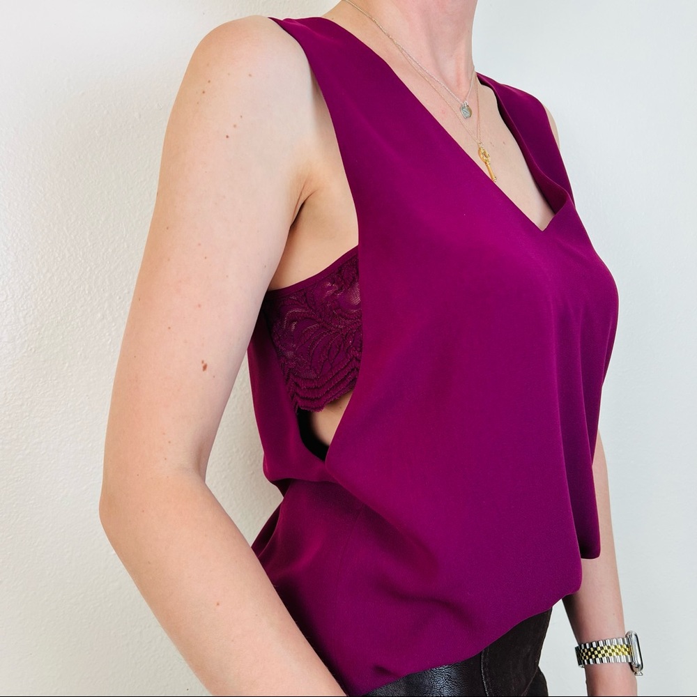 Marciano v neck sleeveless tank top lace sides